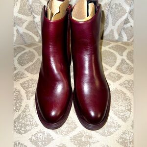 Frank Sarto Bealy Boot  - Color: Burgandy Size 6  -  Brand New In Box